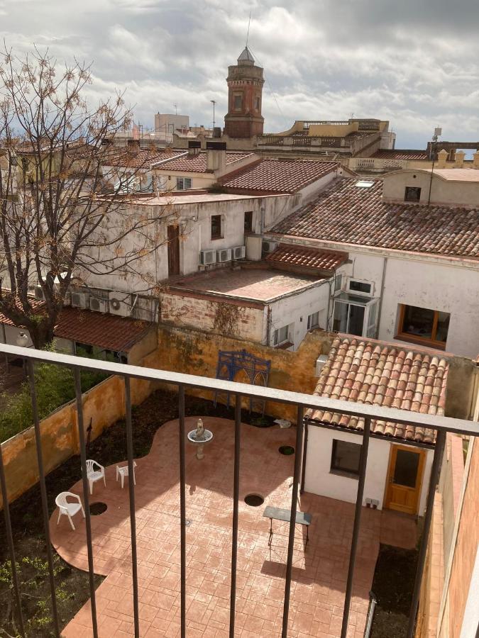 Can Llavi - Pati Canet De Mar Exterior photo